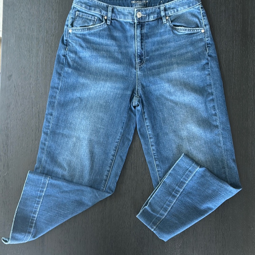 Chico's Cropped Wide Leg Jeans